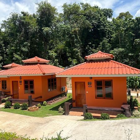 Baanphuthadol Hotel Mae Hong Son Luaran gambar