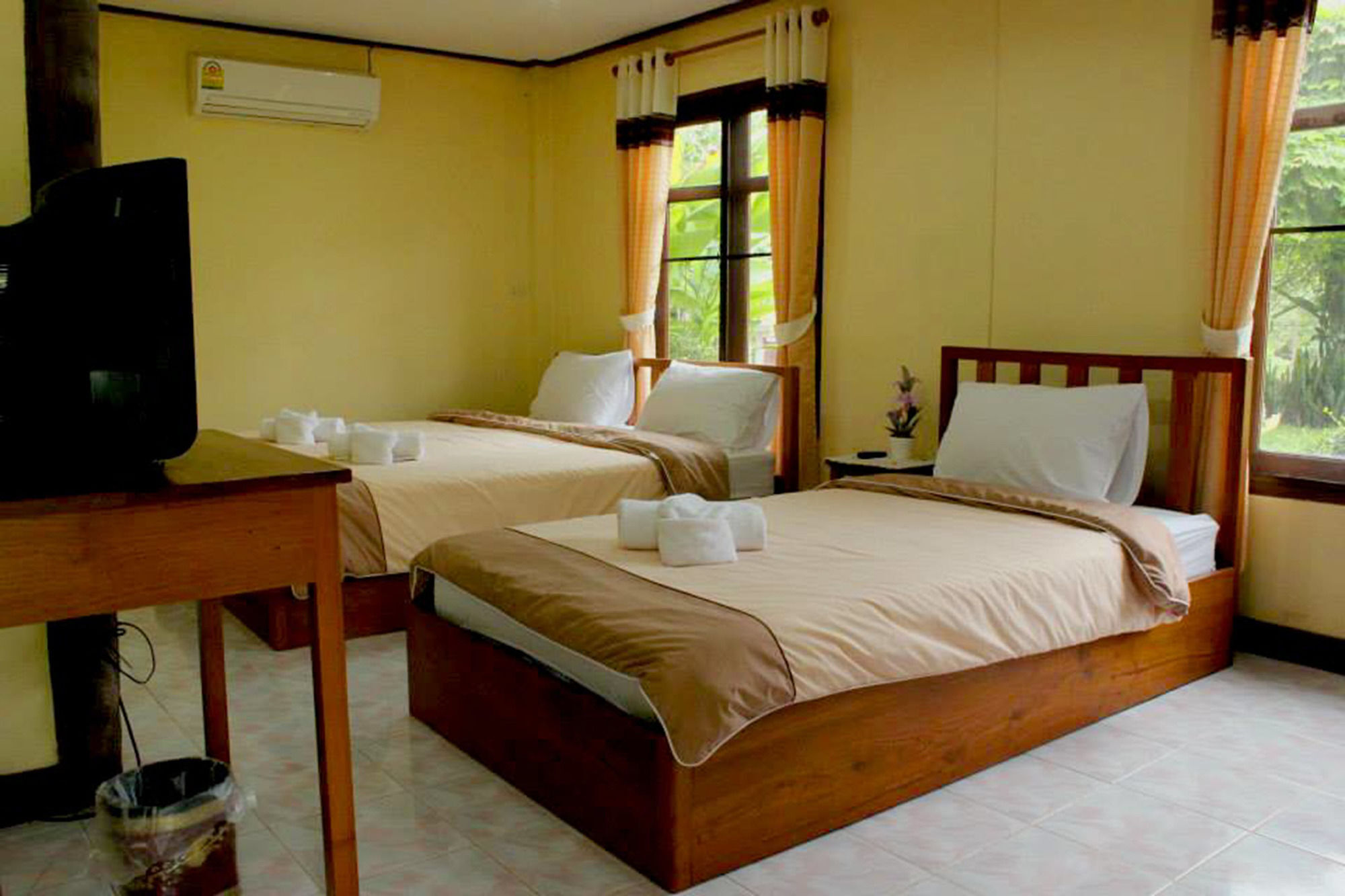 Baanphuthadol Hotel Mae Hong Son Luaran gambar
