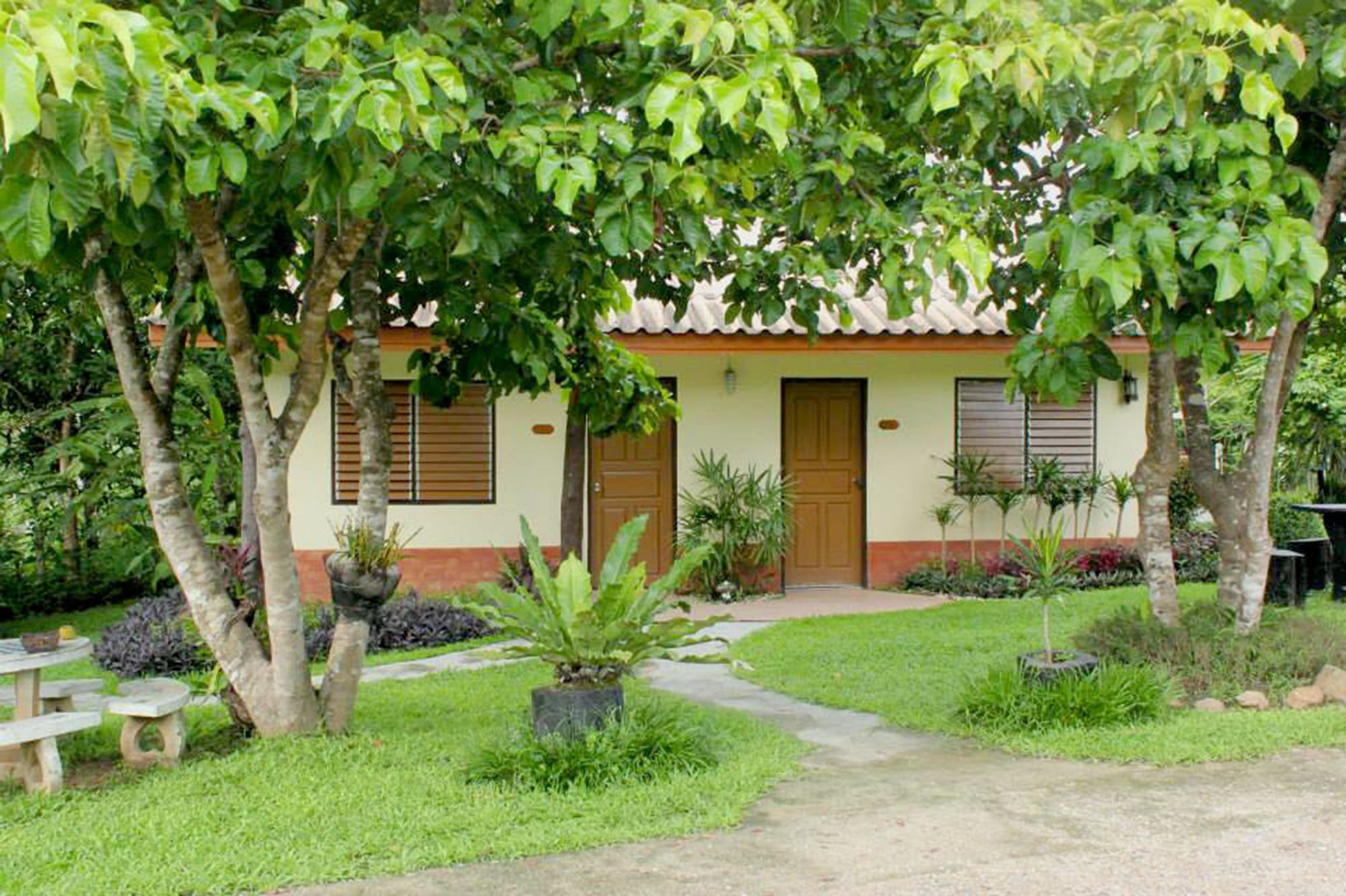 Baanphuthadol Hotel Mae Hong Son Luaran gambar